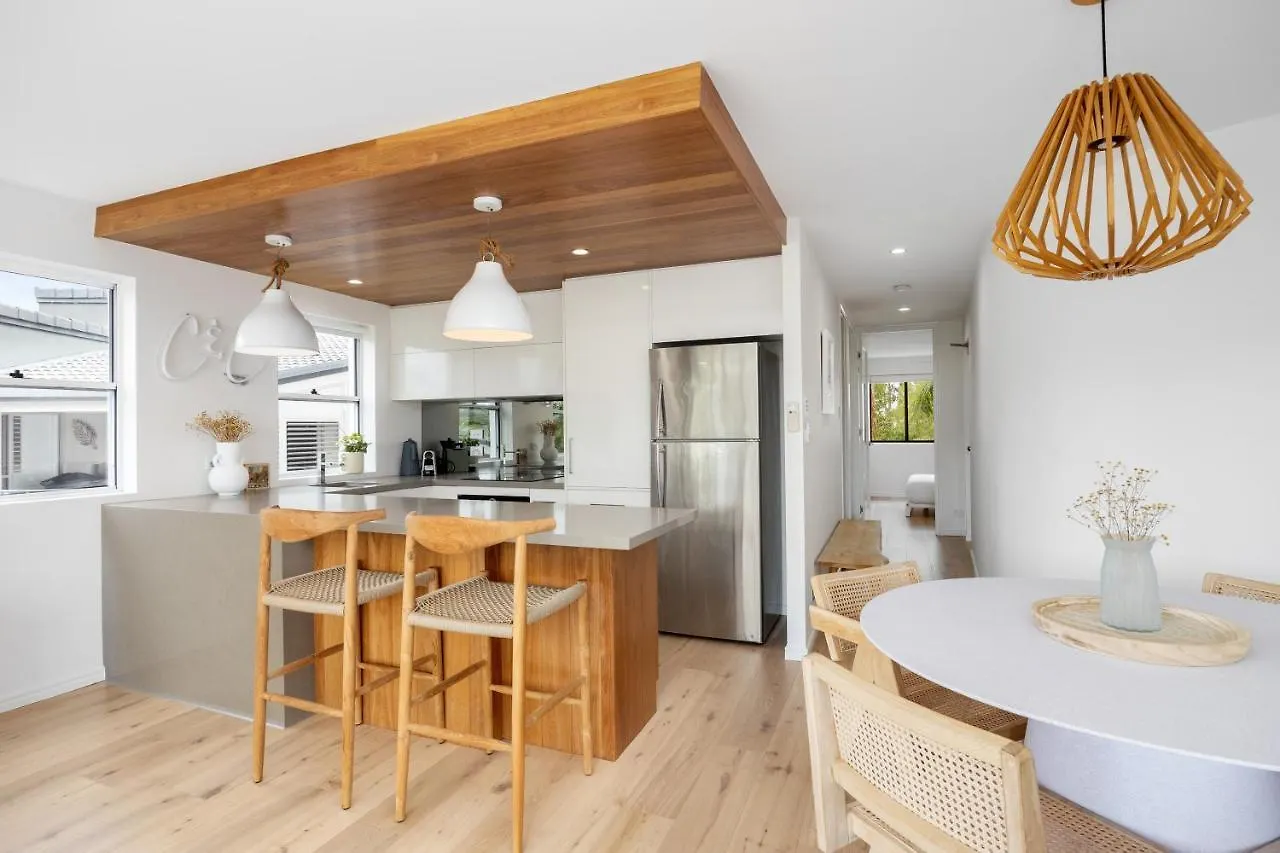 ヌーサヘッズSt Tropez 12 Haven With Water View & Poolアパートメント アパート