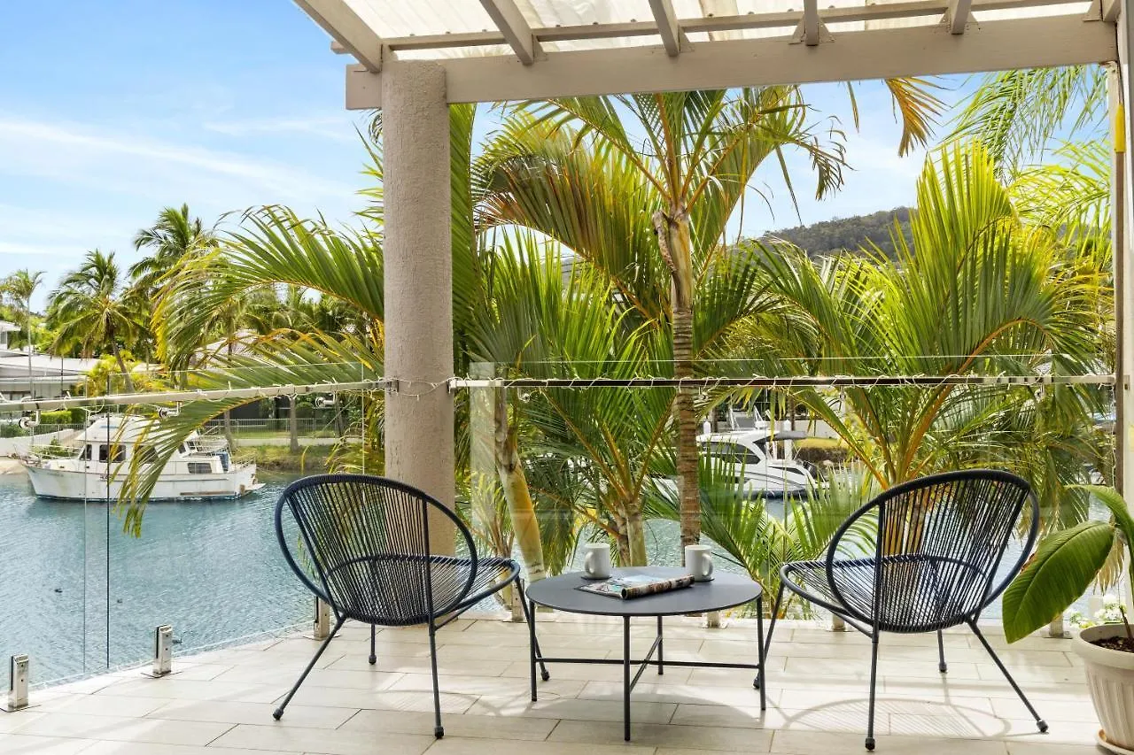 ヌーサヘッズSt Tropez 12 Haven With Water View & Poolアパートメント